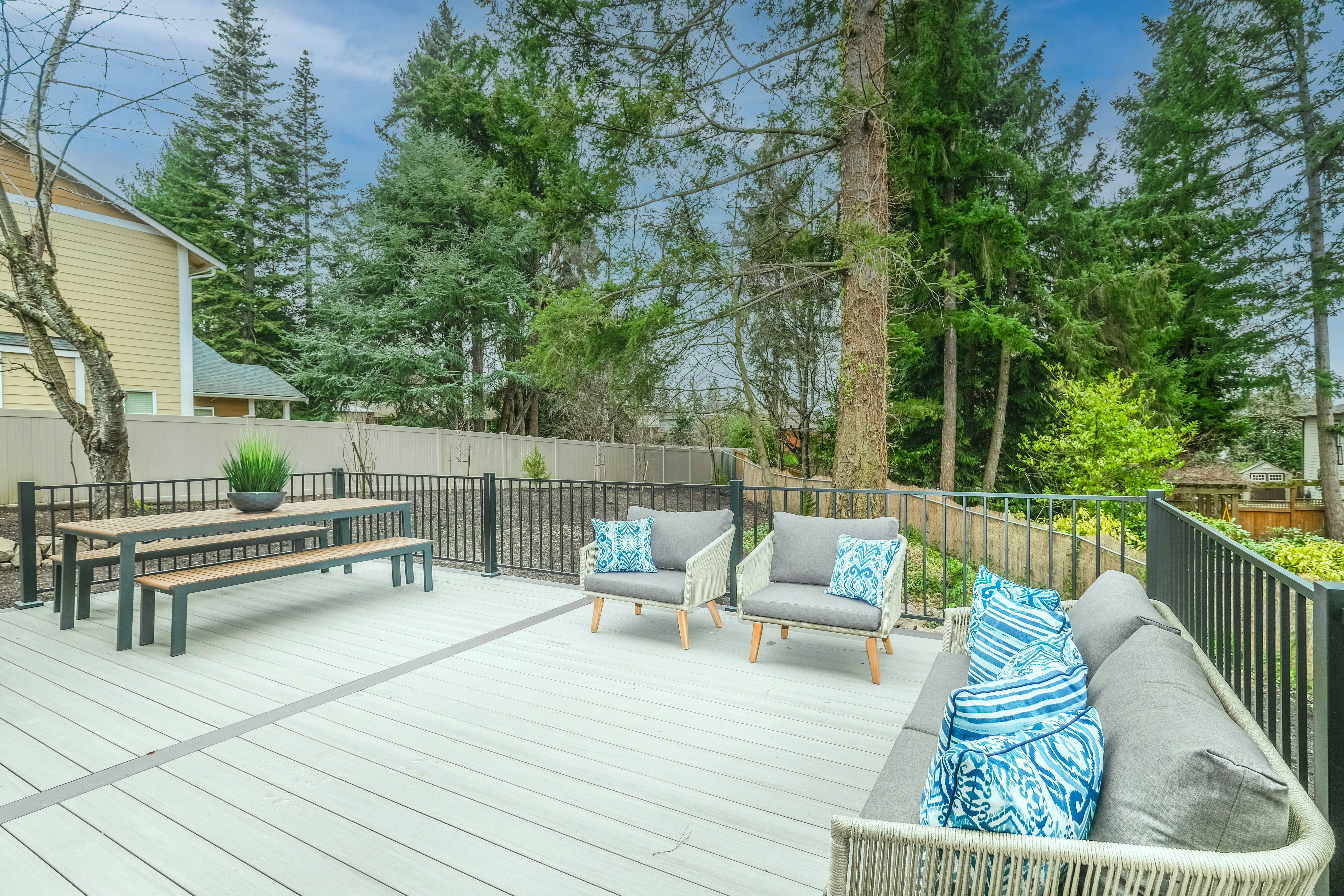 Decking & Fencing